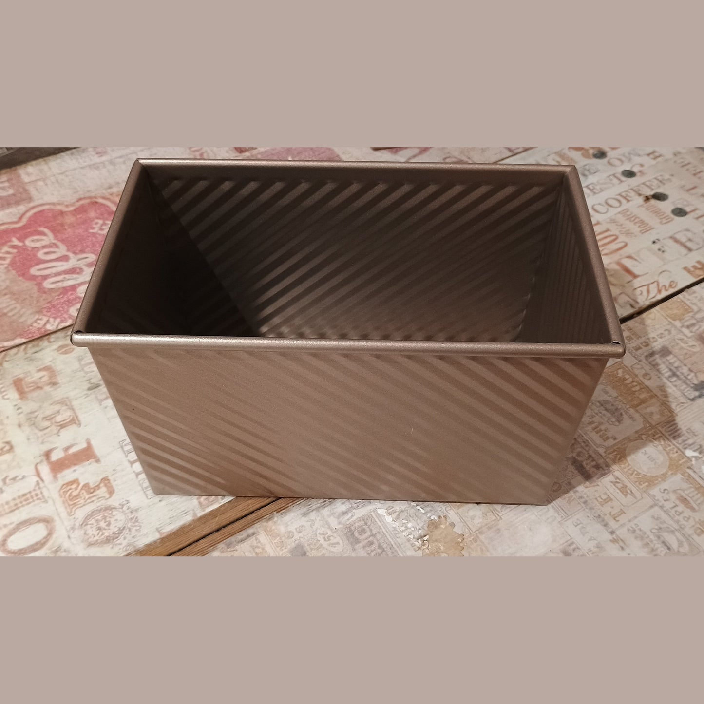 Baking tin with lid - Medium