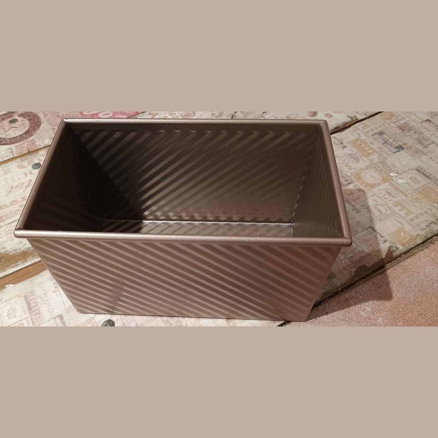 Baking tin with lid - Medium