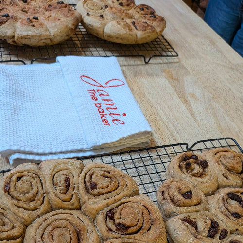 Sourdough bread for beginners. Sweet workshop