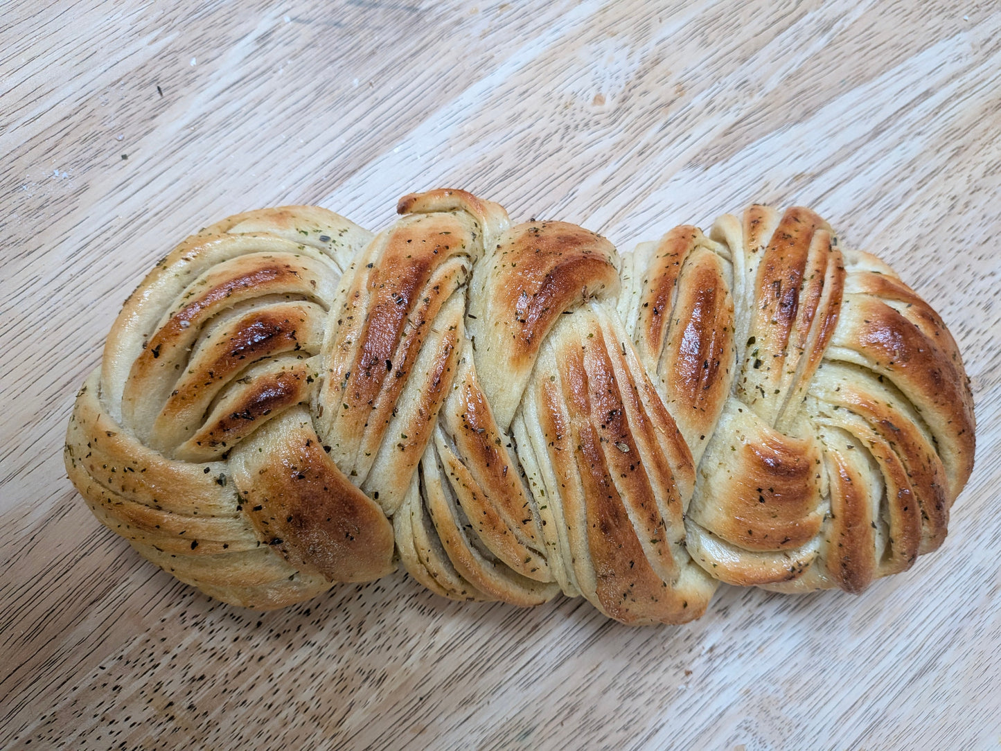 Short courses. Garlic herb twisted bread
