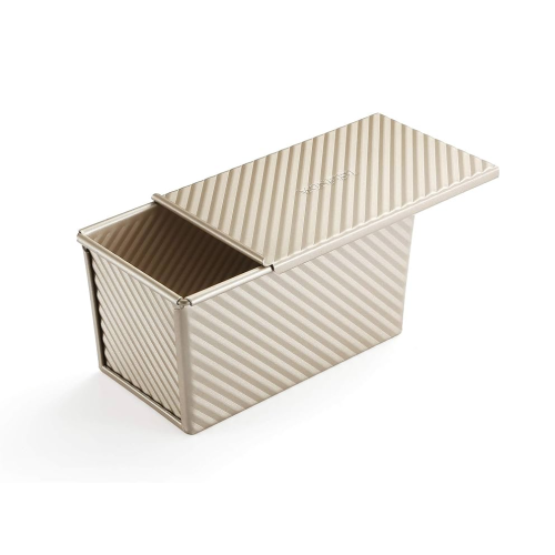 Baking tin with lid - small